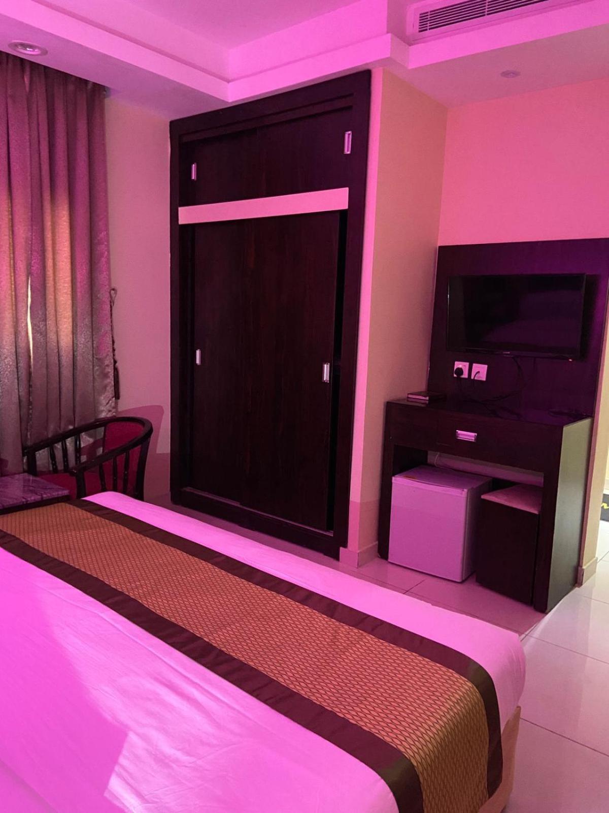 Al- Reef Hotel Джедда Экстерьер фото